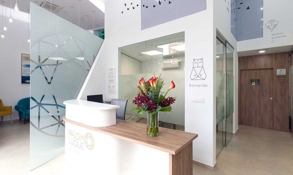 Clinica Dental palomo Luque Odontólogos Málaga